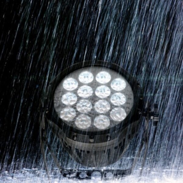 CHAUVET - COLORado 1-Tri IP