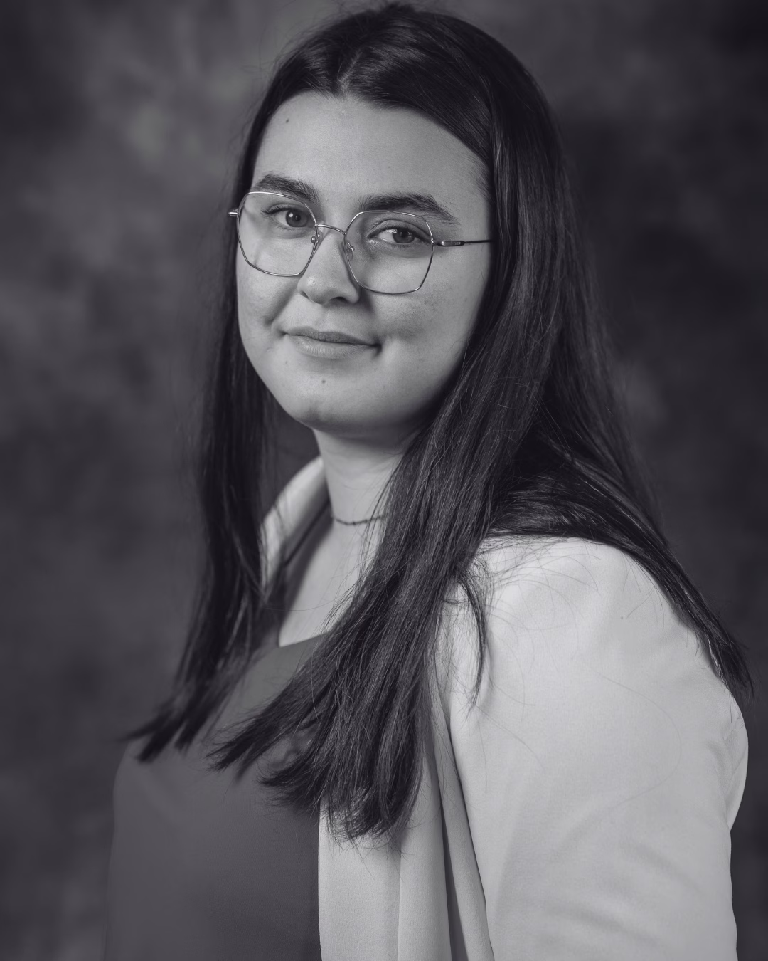 Mélissa, assistante chargée de projets